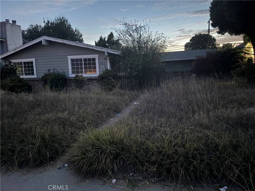 Granada Hills, CA 91344,11633 Balboa BLVD