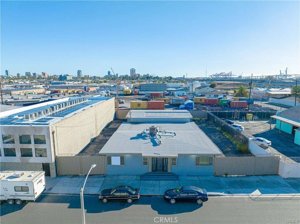 Long Beach, CA 90813,820 W Esther ST
