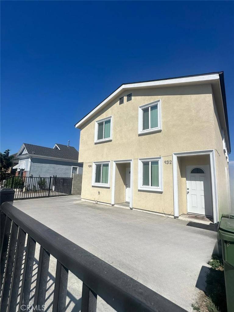 Los Angeles, CA 90002,9312 Pace AVE