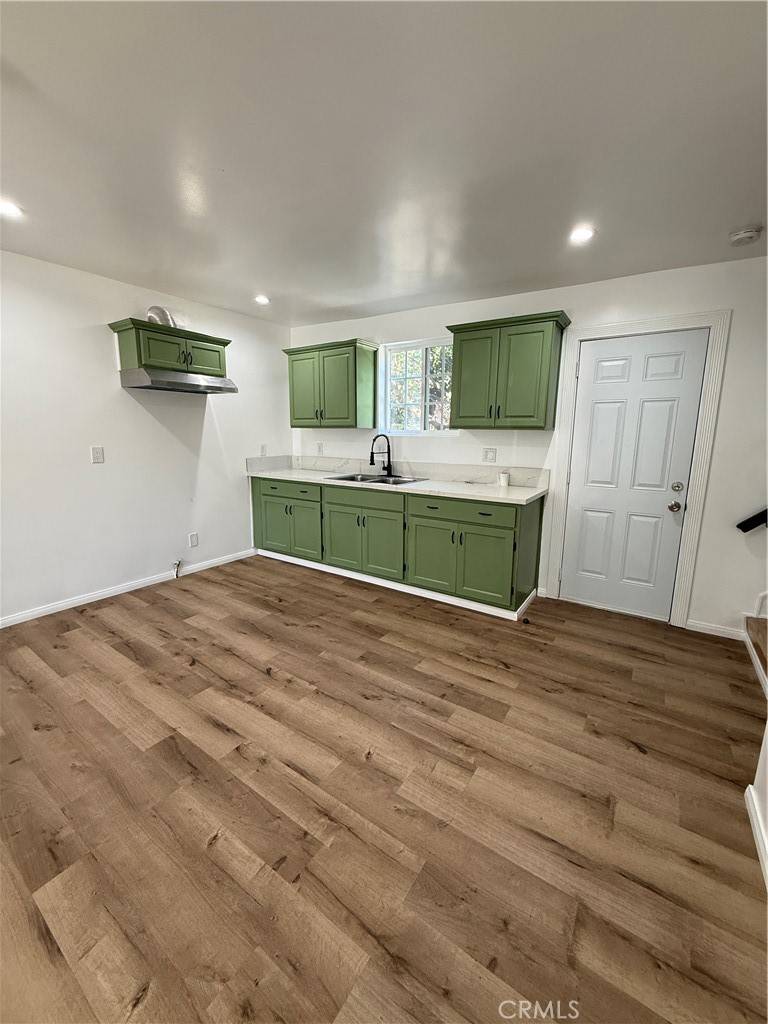 Los Angeles, CA 90018,1789 37th DR