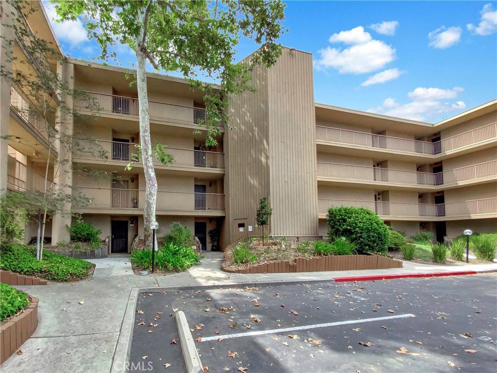 La Mesa, CA 91942,5708 Baltimore DR #390