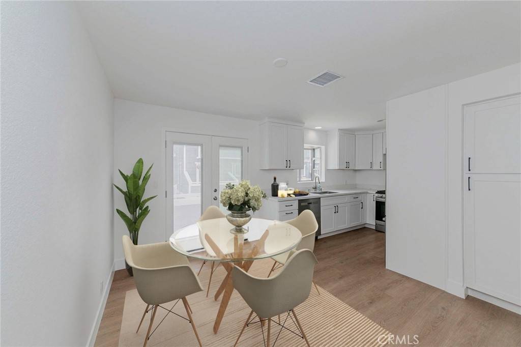 Pasadena, CA 91104,1929 E Washington Blvd #2