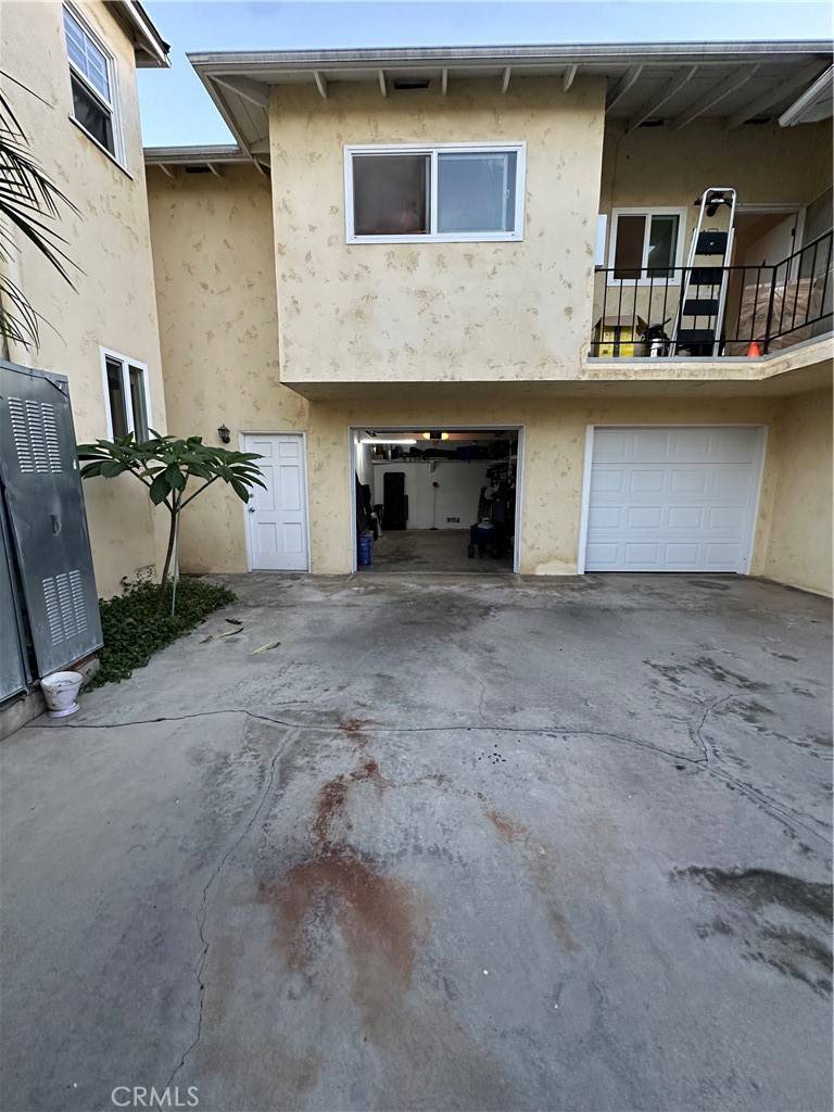 Long Beach, CA 90808,4801 clark ave #1