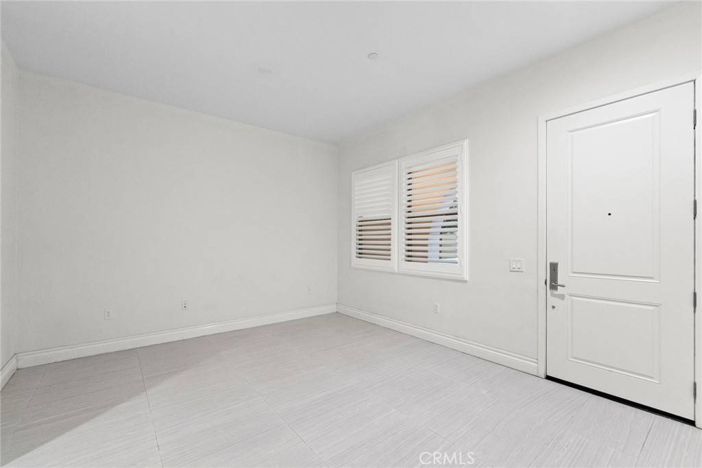 Santa Ana, CA 92704,3810 W Kent Ave #3