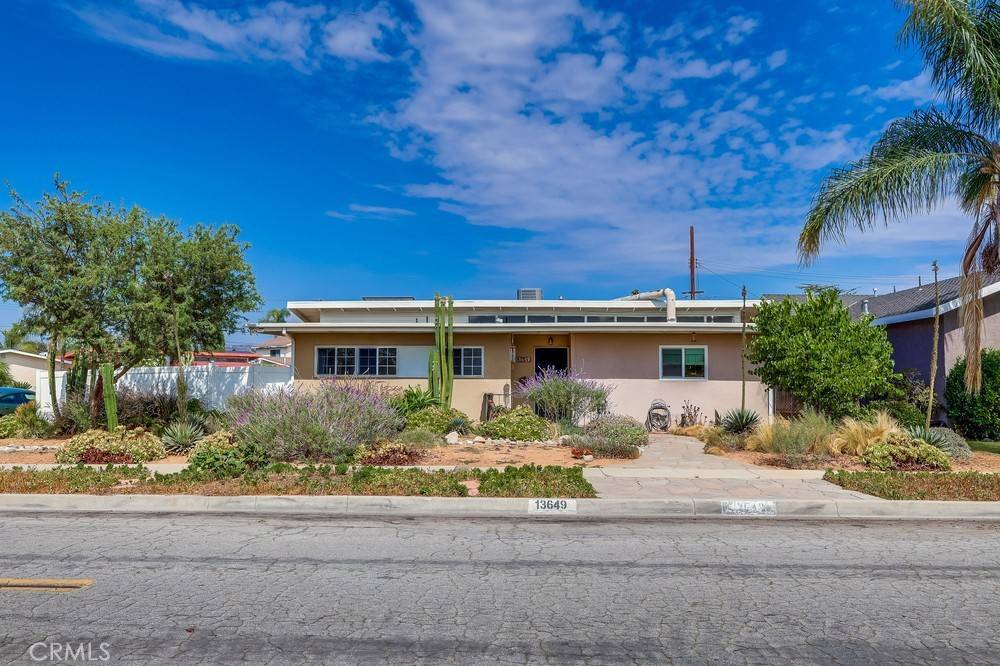 Whittier, CA 90605,13649 Reis ST