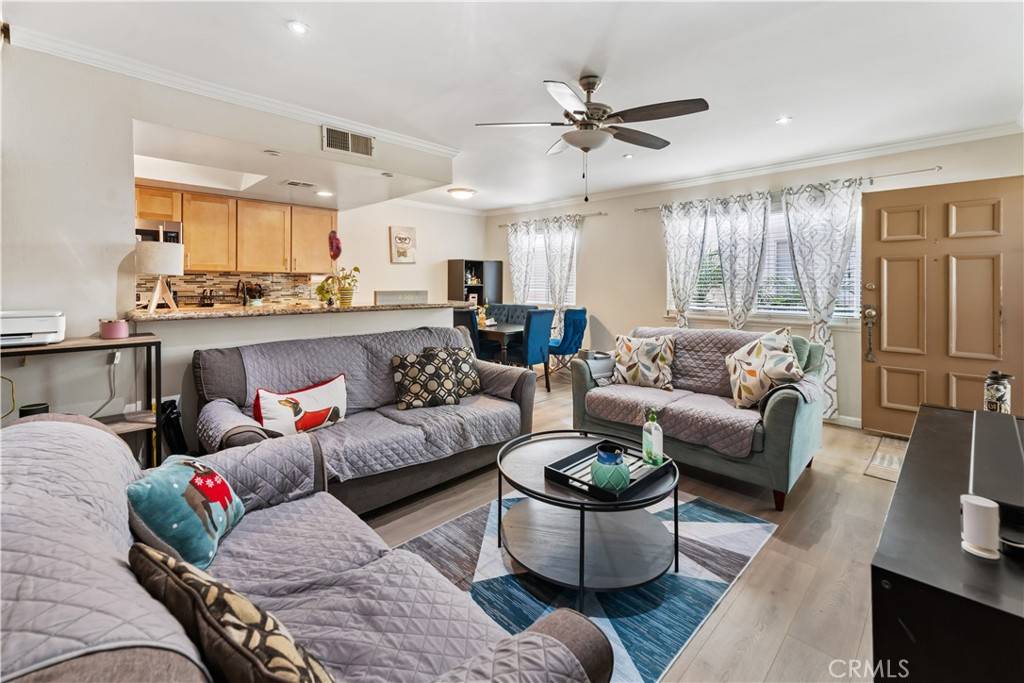 Azusa, CA 91702,1020 W Calle Del Sol #3