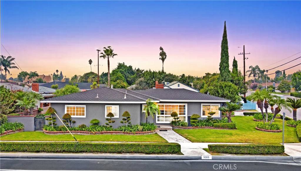 Downey, CA 90240,9305 Downey AVE