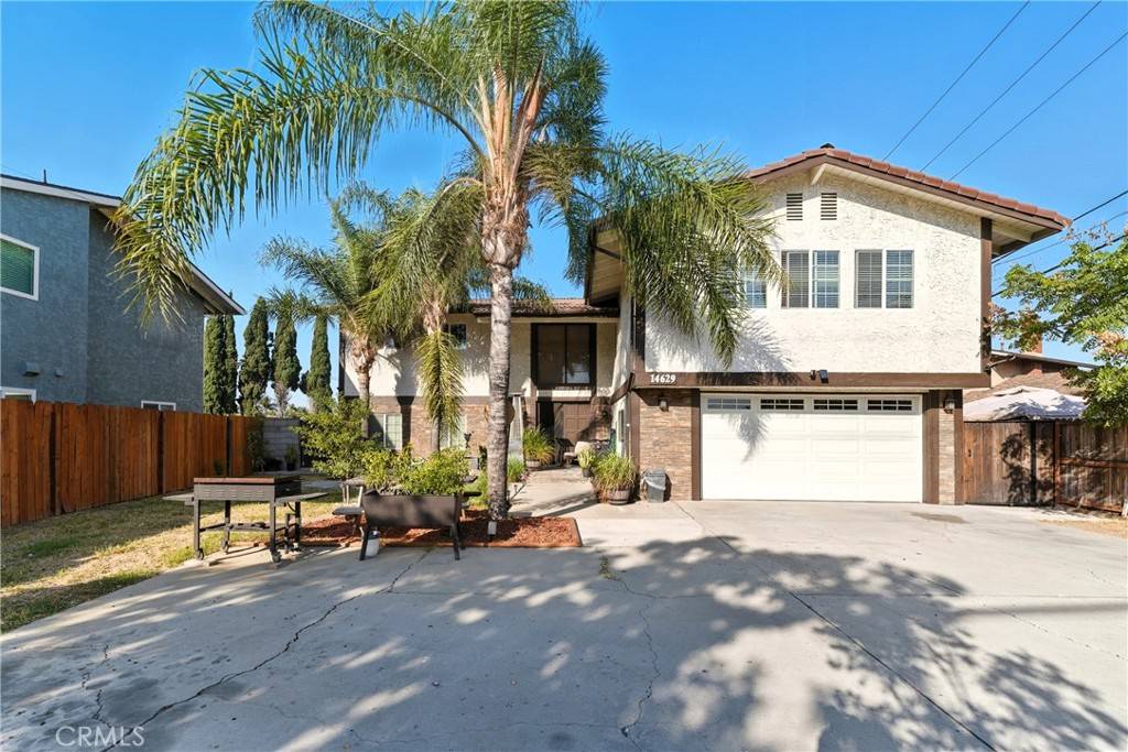 La Mirada, CA 90638,14629 Stage Rd