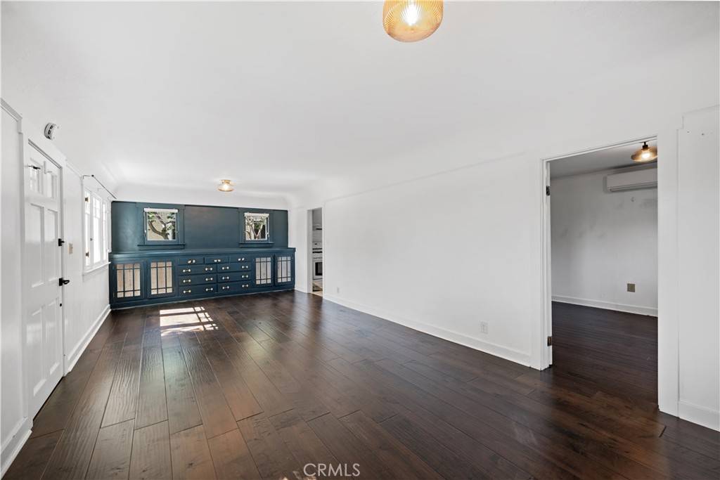 Pasadena, CA 91107,2325 White ST