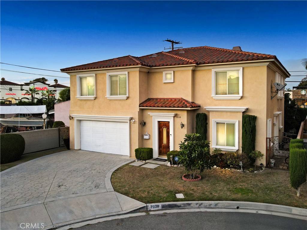 Downey, CA 90242,7939 Lyndora ST
