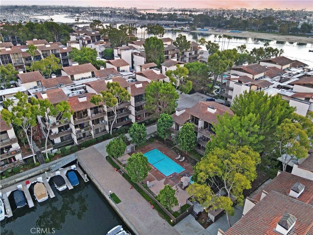 Long Beach, CA 90803,5227 Marina Pacifica N