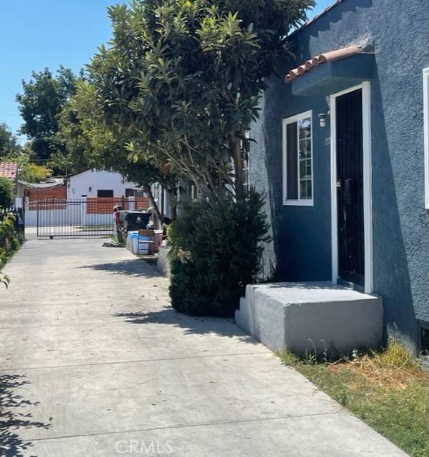 Los Angeles, CA 90003,135 E 77th ST