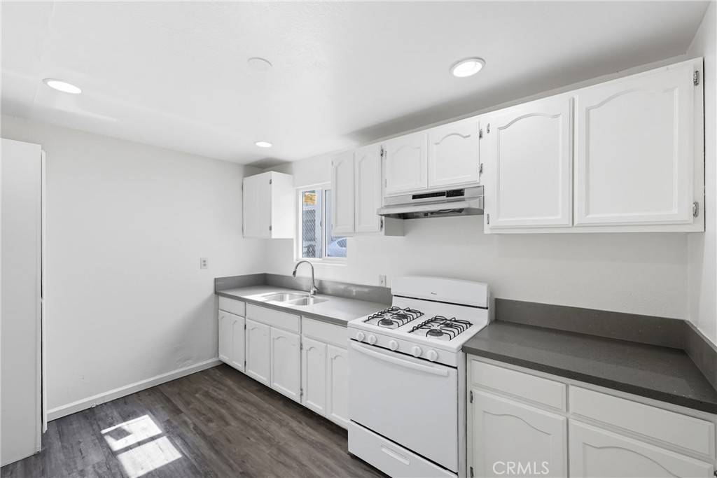 Los Angeles, CA 90031,136 E Avenue 44