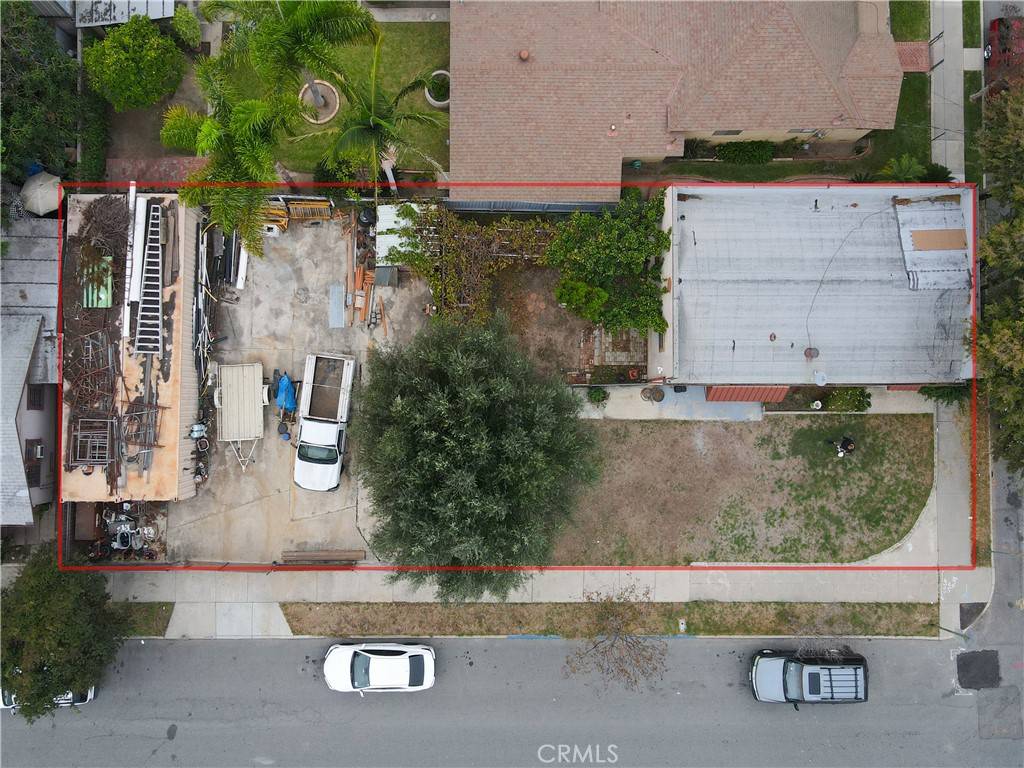 Santa Ana, CA 92701,120 N Hathaway