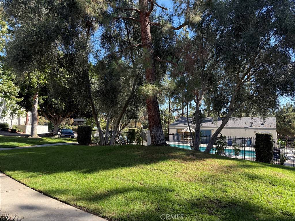 Fullerton, CA 92835,1697 Brea