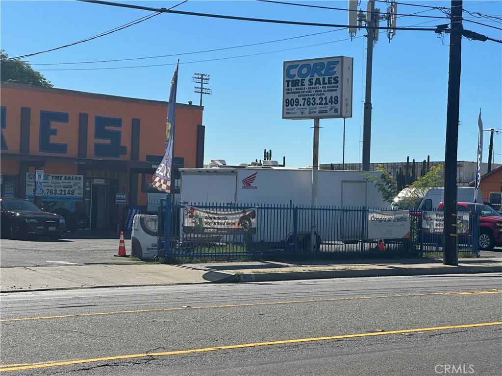 San Bernardino, CA 92411,1075 W 5th ST