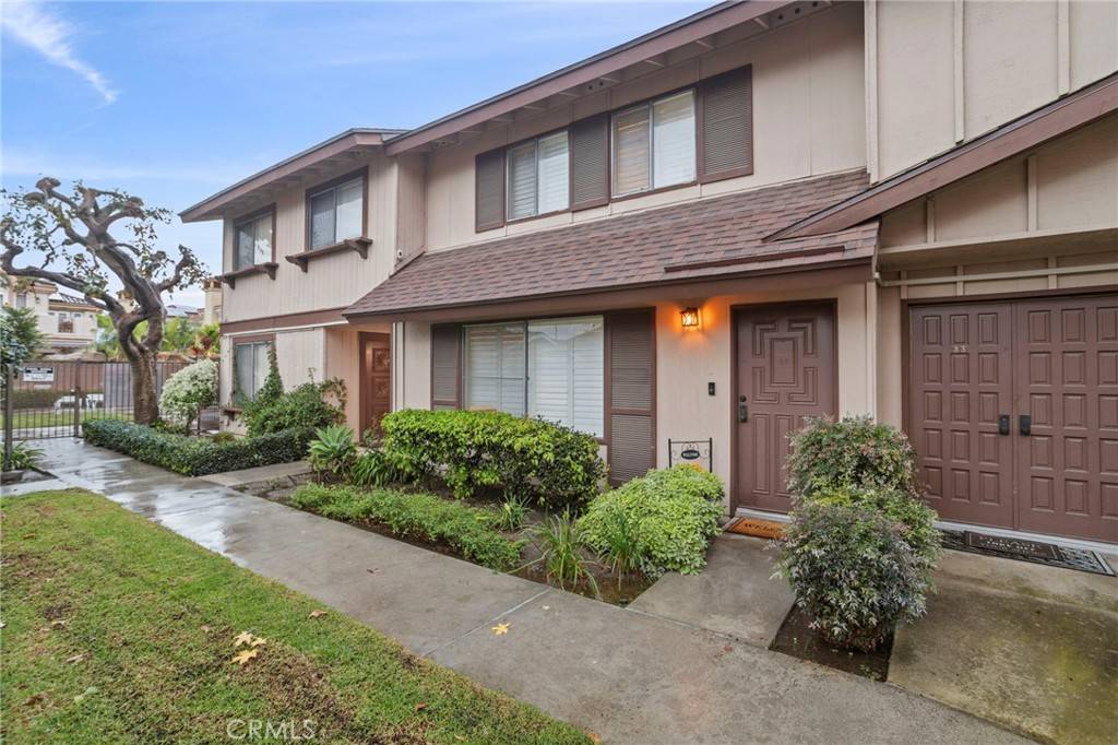 Downey, CA 90241,10330 Downey AVE #34