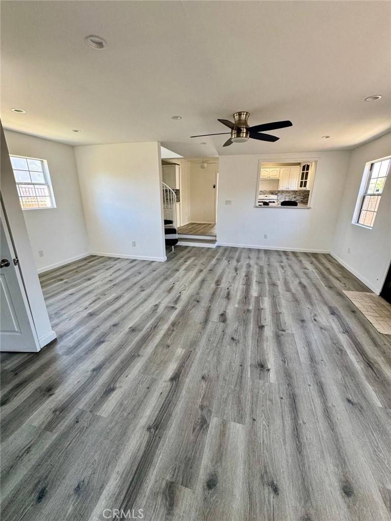 Los Angeles, CA 90047,1412 W 89th