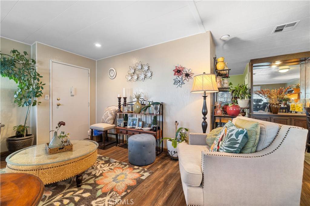 Lancaster, CA 93535,1301 E Avenue I #336