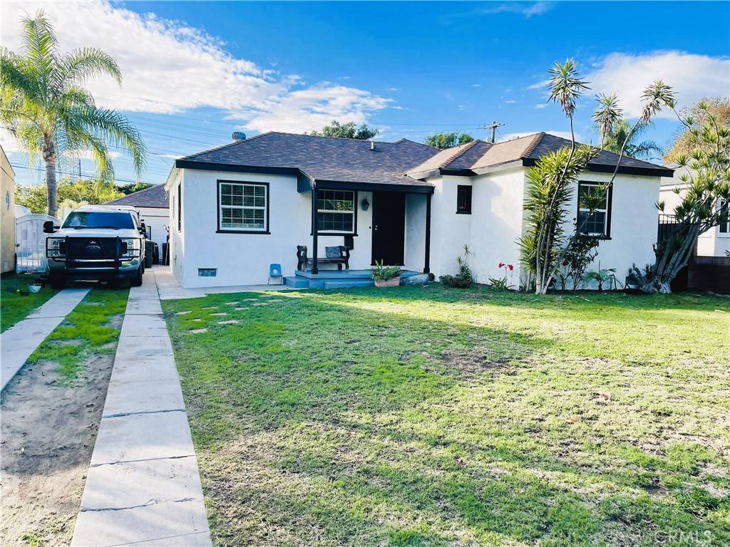 South Gate, CA 90280,11313 Pennsylvania