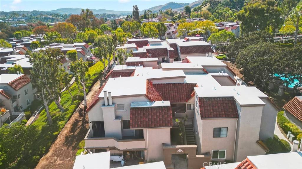 Laguna Niguel, CA 92677,28112 Mariposa #168