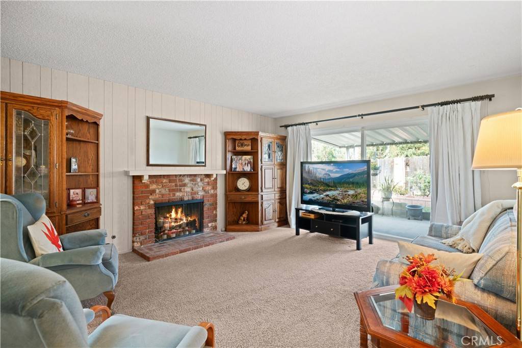 Rowland Heights, CA 91748,19391 Baelen ST