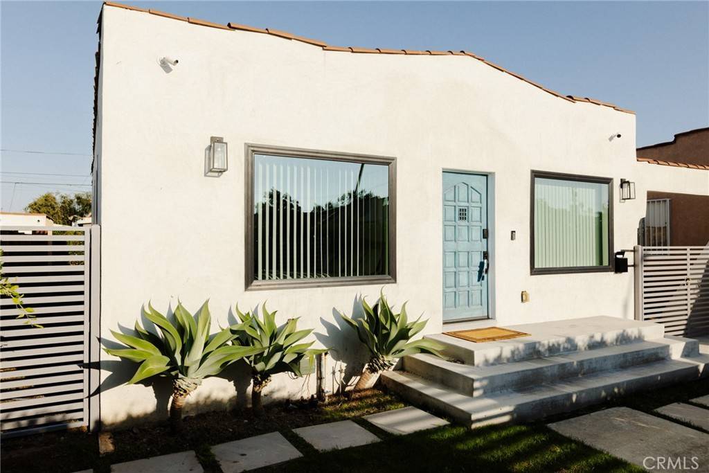 Los Angeles, CA 90043,6418 3rd AVE