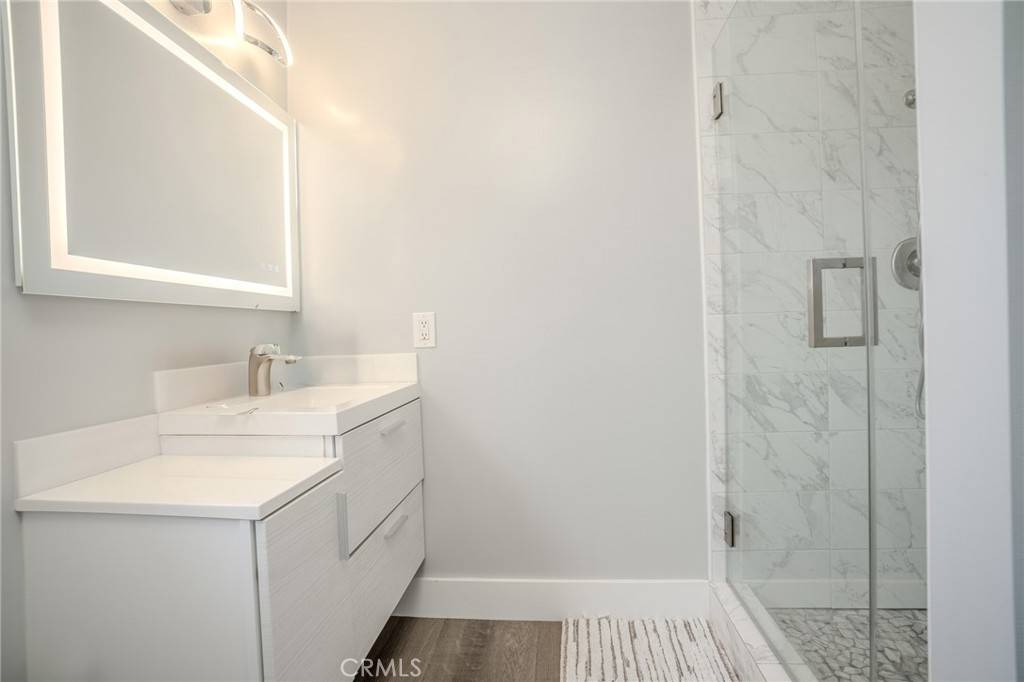 La Habra, CA 90631,409 W Mountain View AVE