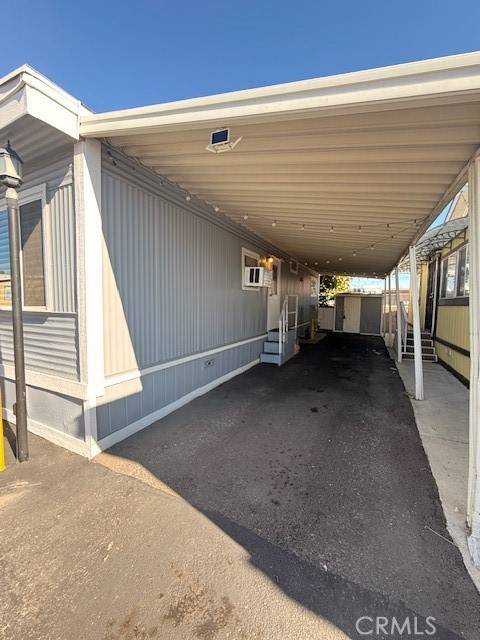 Covina, CA 91724,716 N Grand Ave #J4