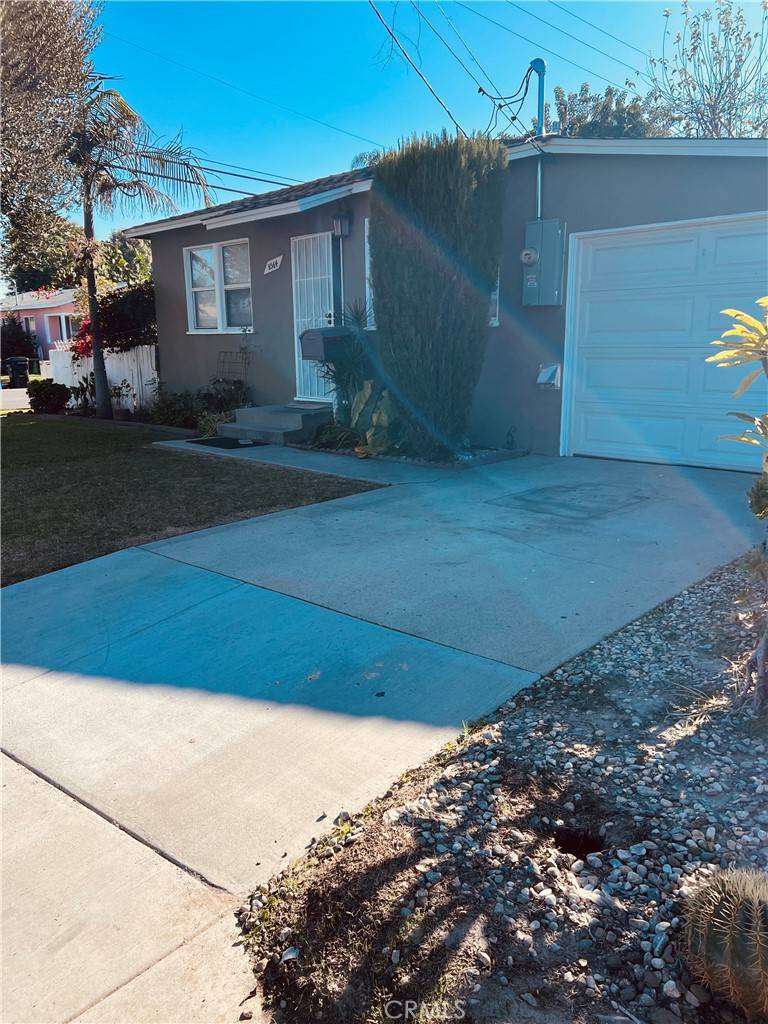 Downey, CA 90242,8564 Cole