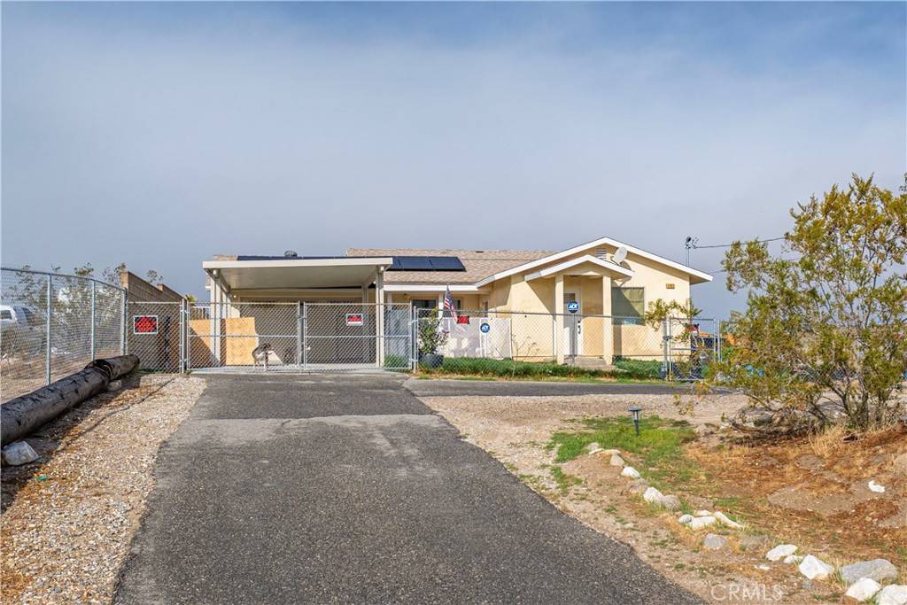 Lucerne Valley, CA 92356,9404 Mesa