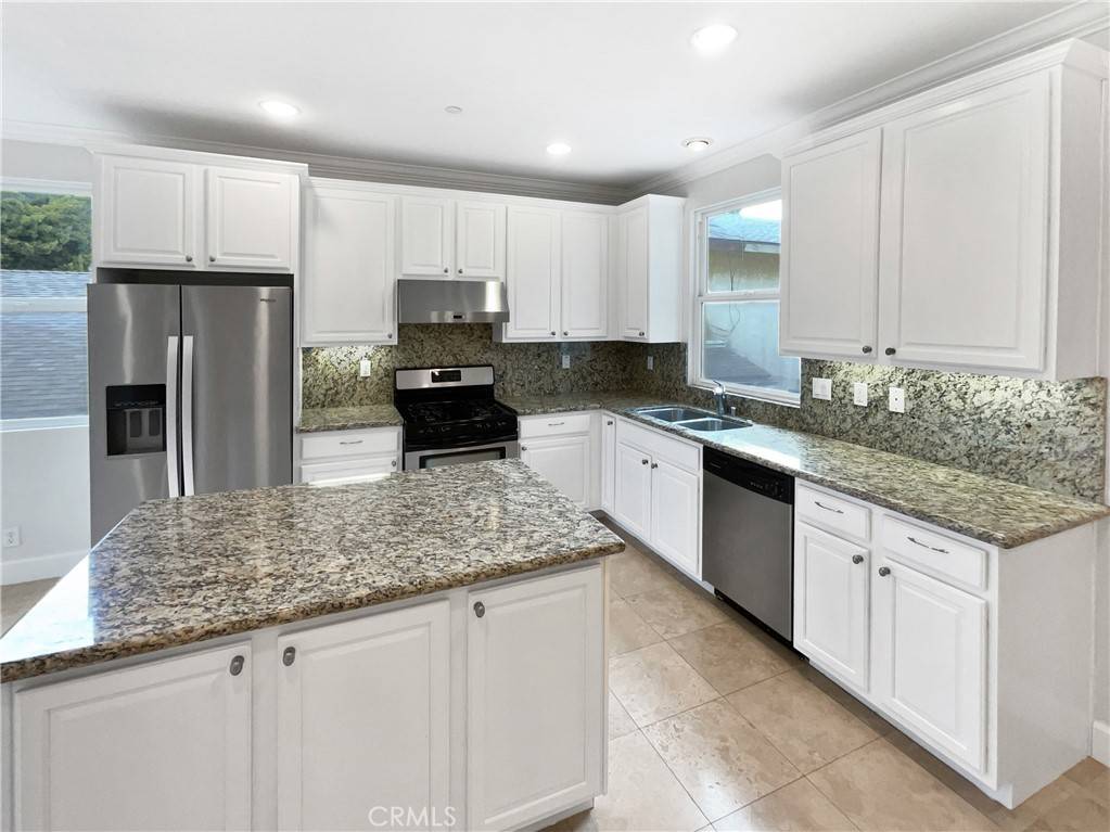 Los Alamitos, CA 90720,3802 Howard