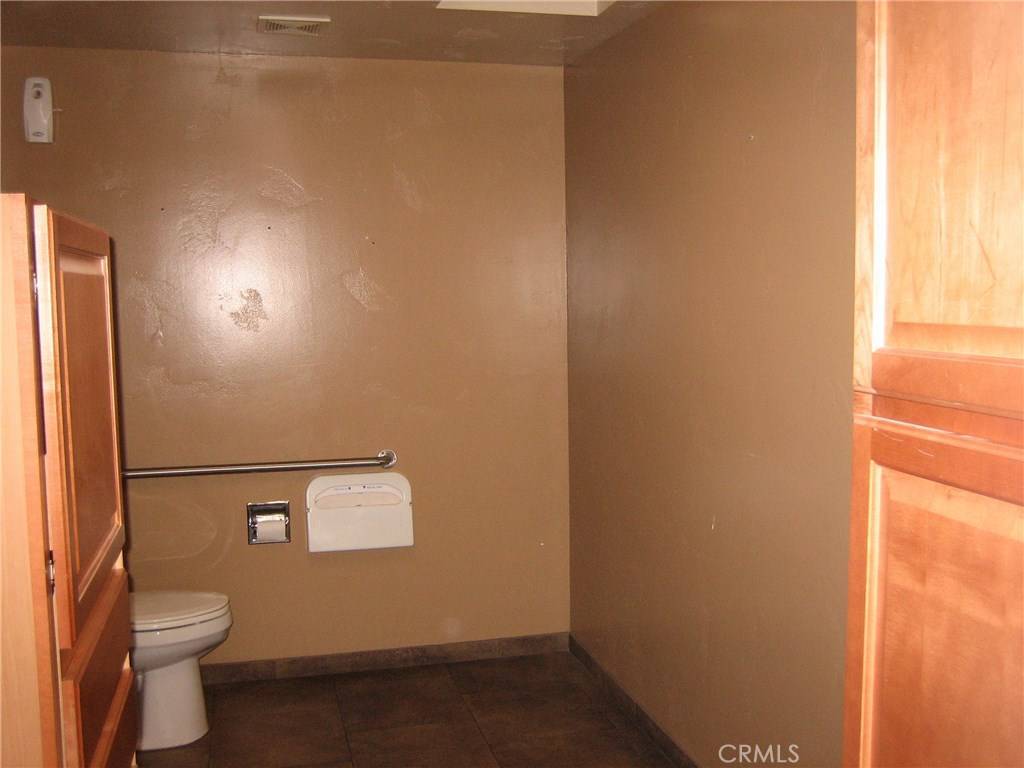 Calimesa, CA 92320,555 W County Line RD