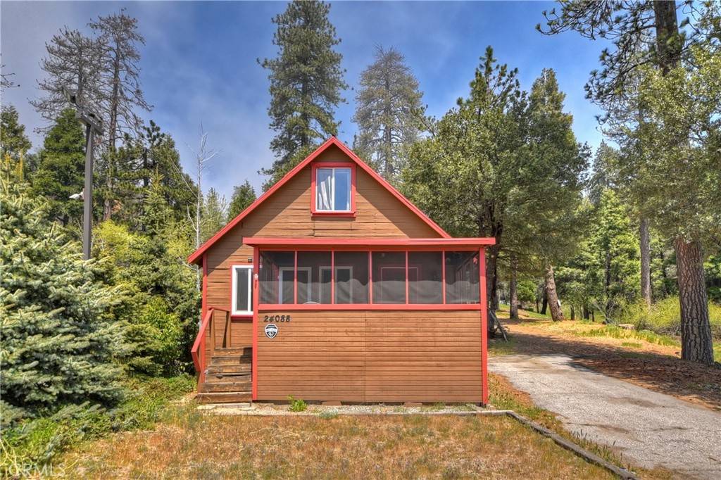 Crestline, CA 92325,24088 Lake DR