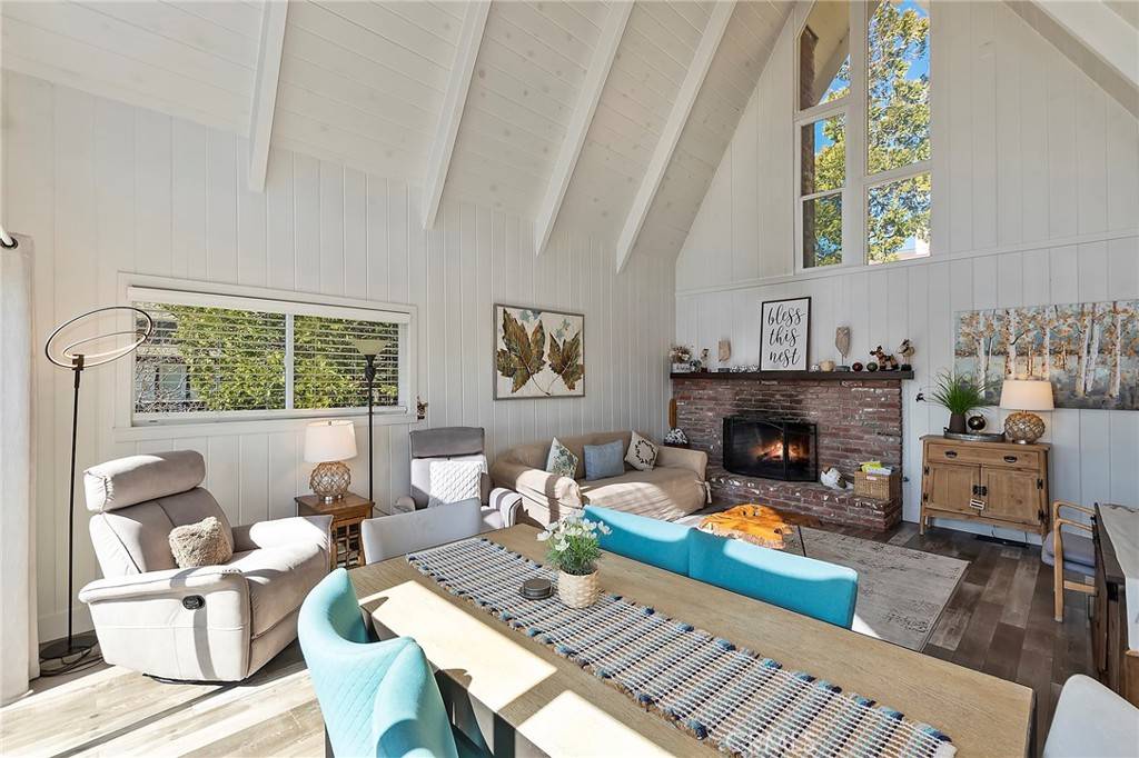 Lake Arrowhead, CA 92352,1127 St Bernard WAY