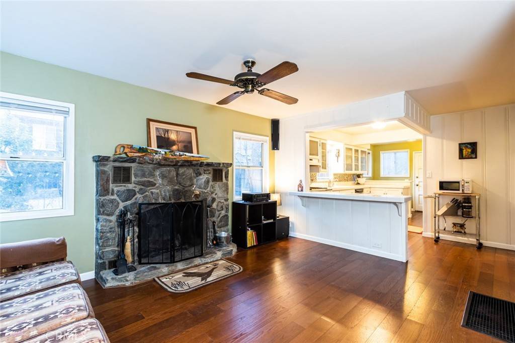 Wrightwood, CA 92397,1850 Linnet RD