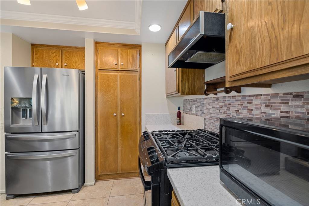 Colton, CA 92324,2211 Cahuilla ST