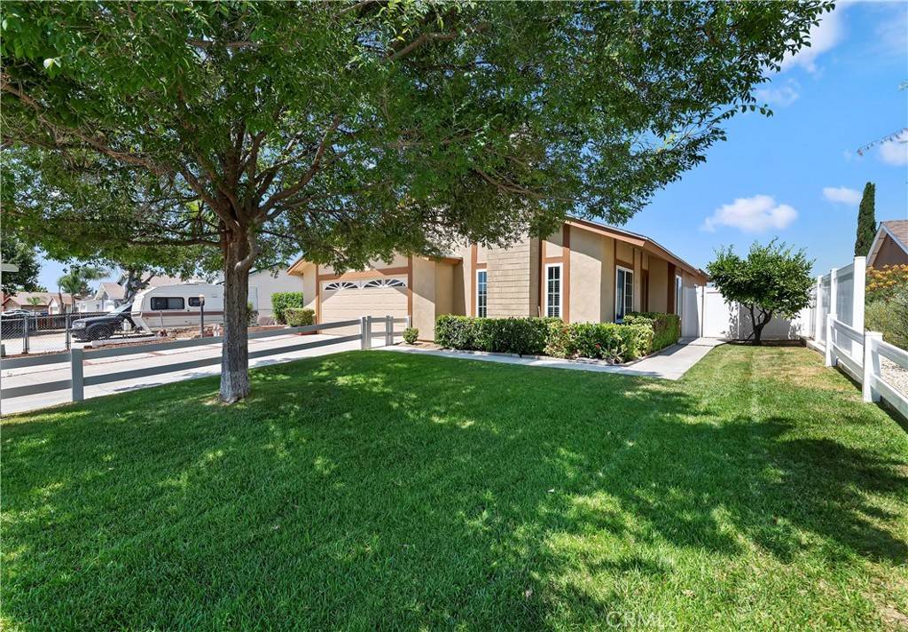 La Sierra, CA 92503,3125 Abbotsford DR