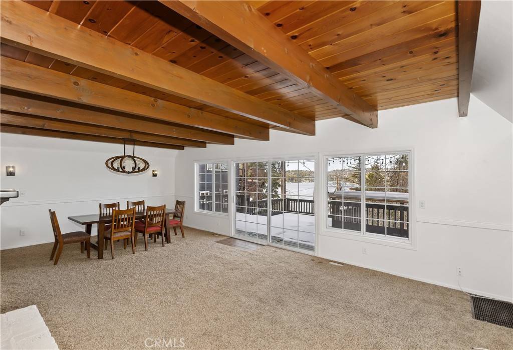 Lake Arrowhead, CA 92352,28737 Palisades DR