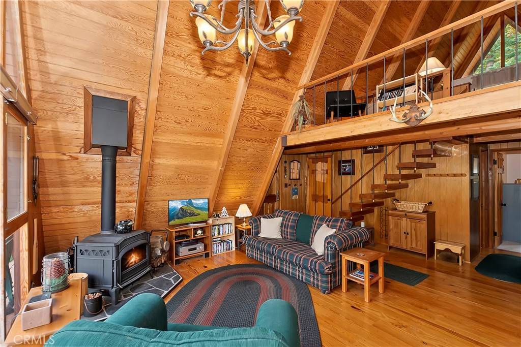 Twin Peaks, CA 92391,871 Lake View LN