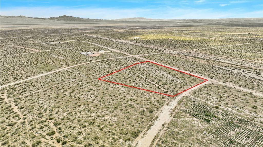Adelanto, CA 92301,0 Crestview