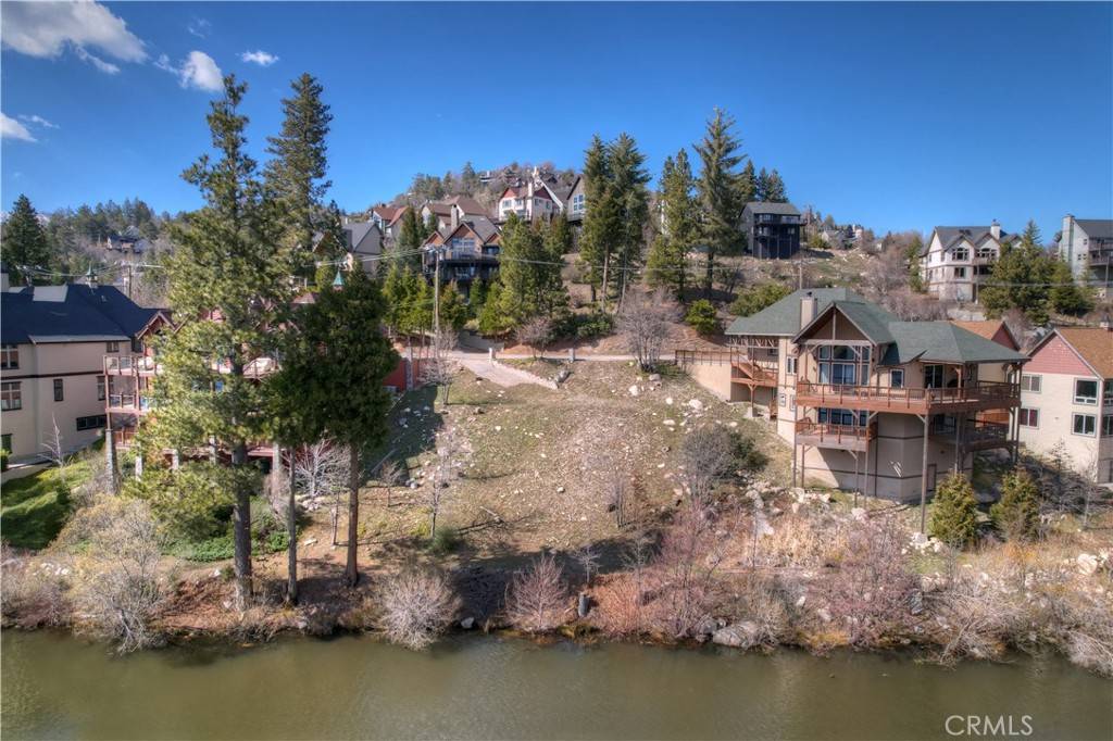 Lake Arrowhead, CA 92352,773 Brentwood DR