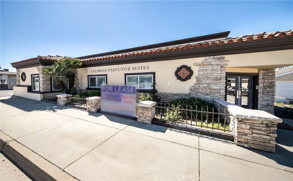 Calimesa, CA 92320,601 W County Line