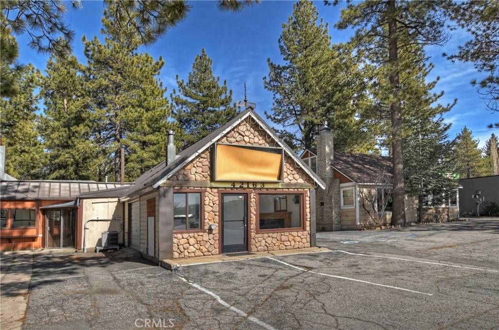 Big Bear Lake, CA 92315,42163 Big Bear BLVD