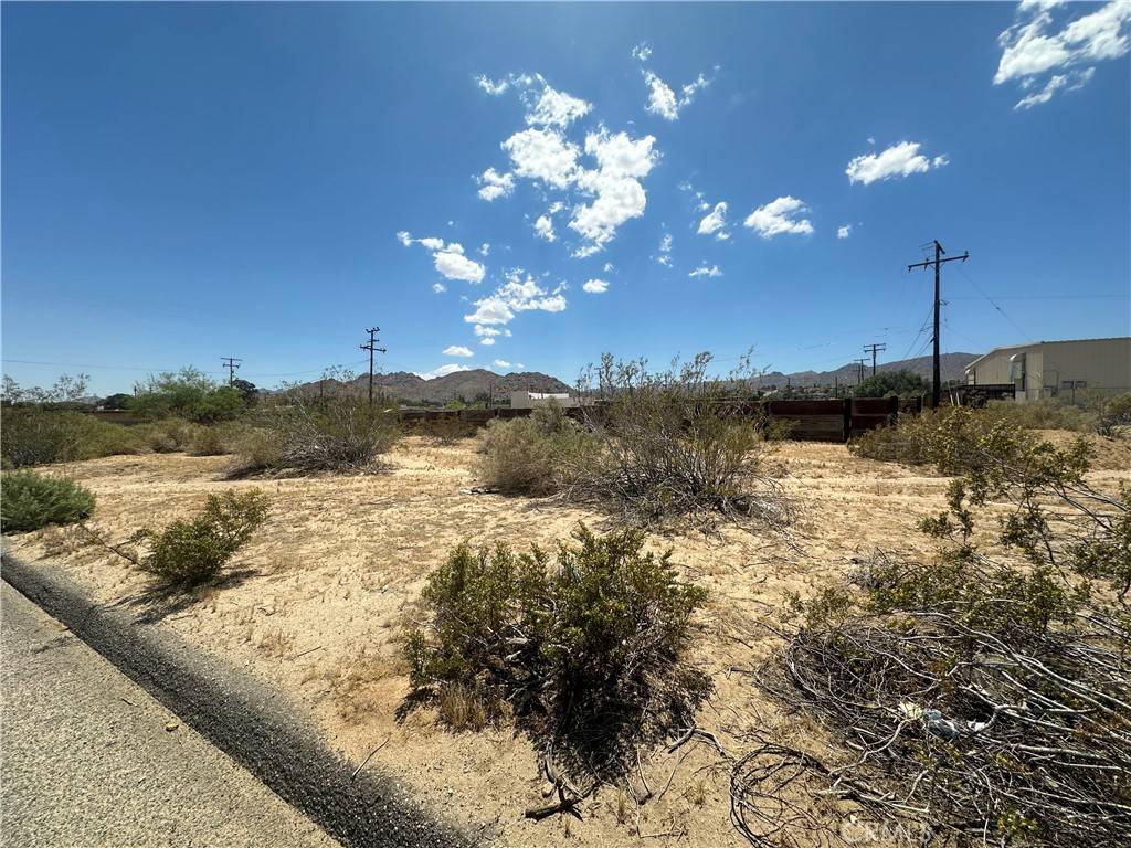 Joshua Tree, CA 92252,0 Sunset RD