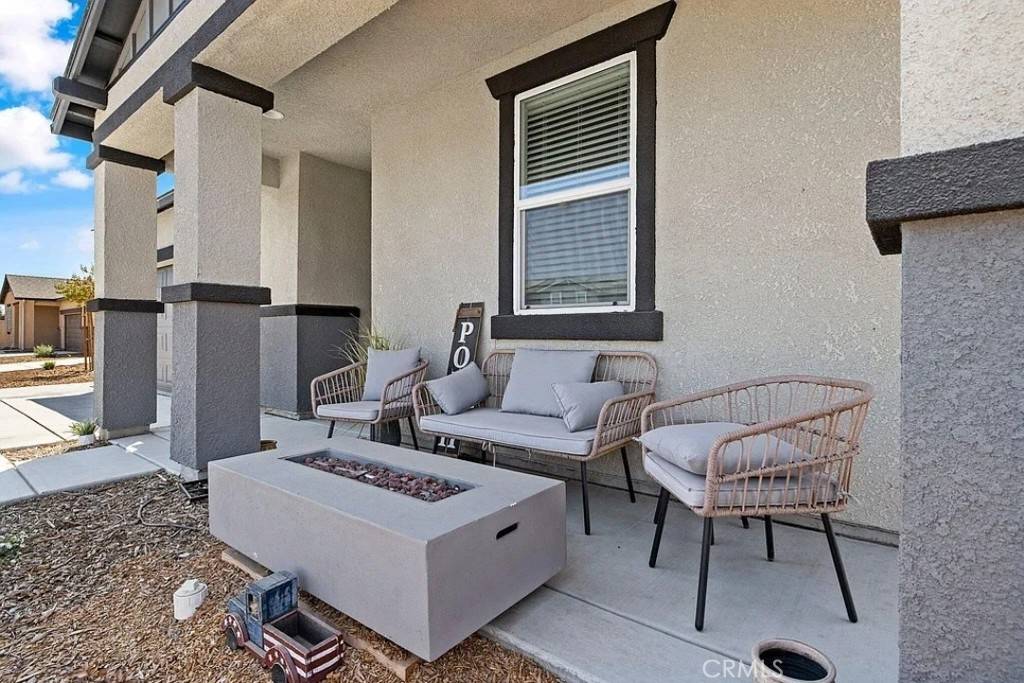 Hanford, CA 93230,1452 S Orbit CIR