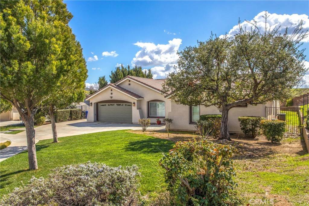 Yucaipa, CA 92399,13006 Dale Evans CT