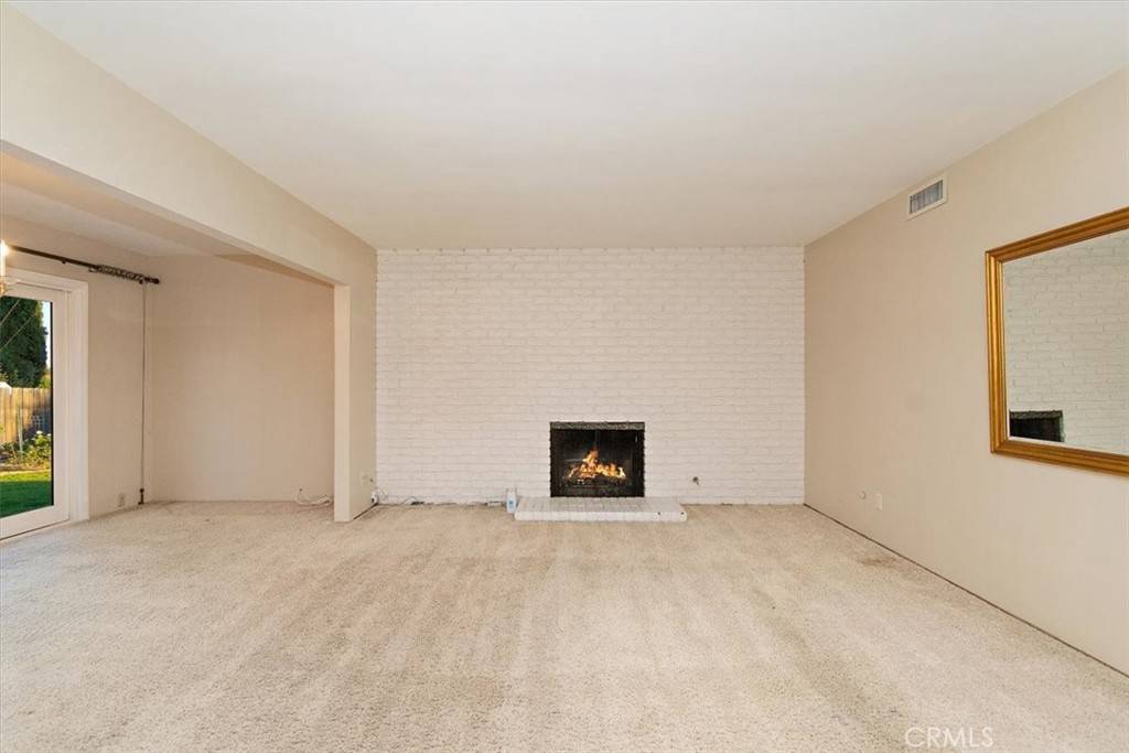 Rialto, CA 92376,165 E Wabash ST