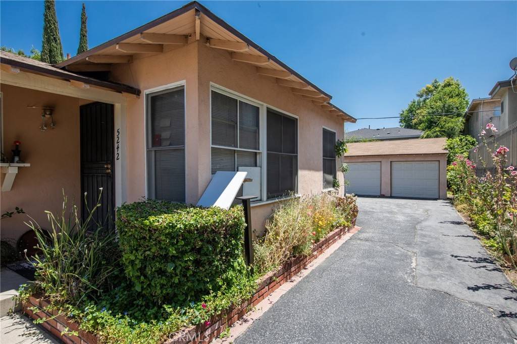 Valley Village, CA 91607,5238 Hermitage