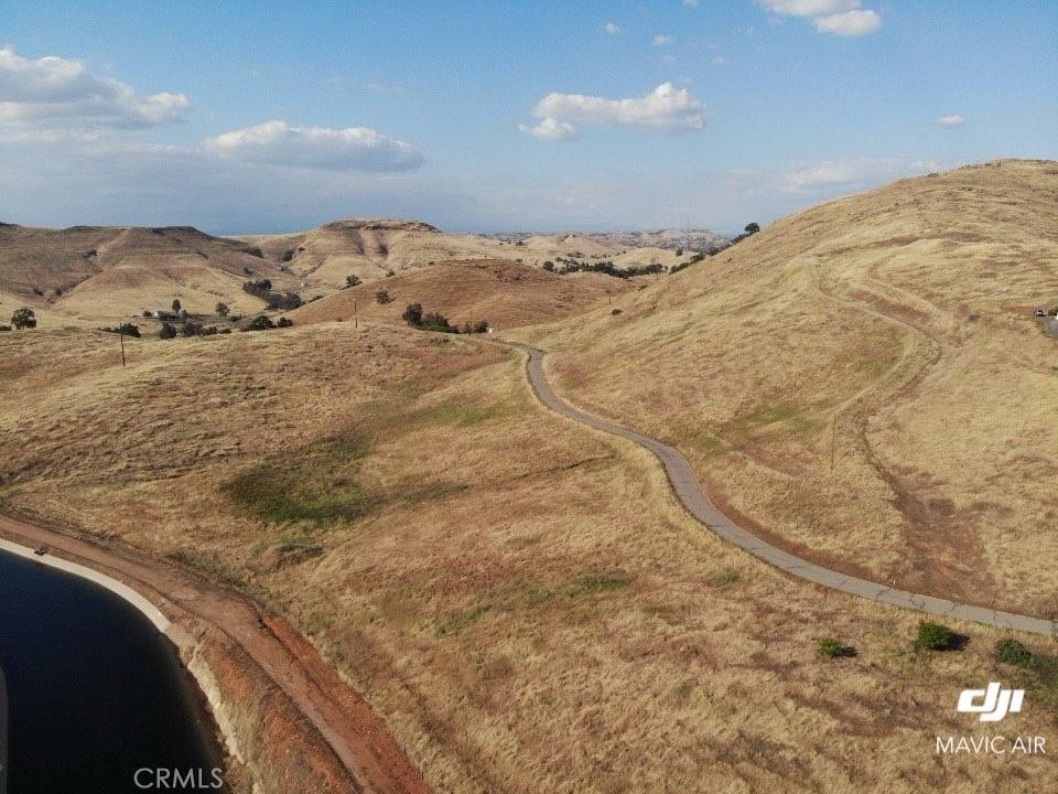 Clovis, CA 93619,5 Acre Lot Summit Crest LN